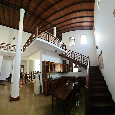 Golden Relax Villa With Pool, Restaurant & European Service Eramudugaha 外观 照片