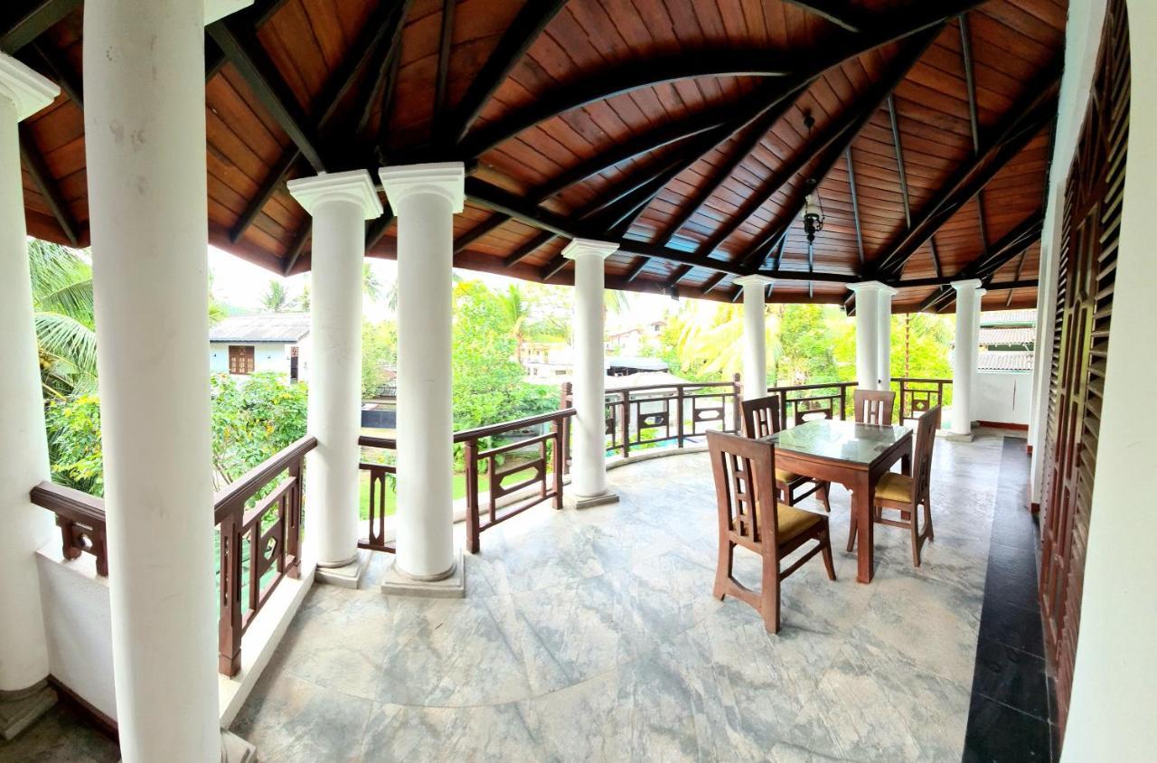 Golden Relax Villa With Pool, Restaurant & European Service Eramudugaha 外观 照片