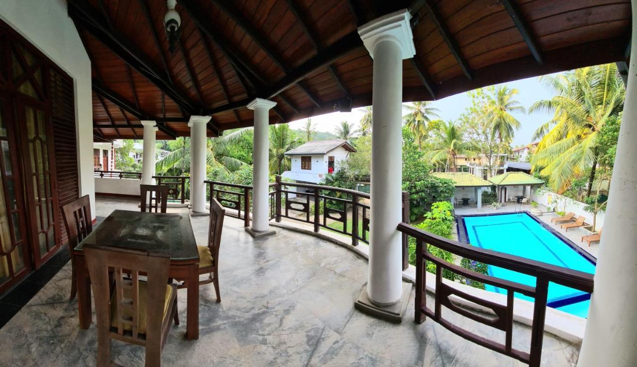 Golden Relax Villa With Pool, Restaurant & European Service Eramudugaha 外观 照片